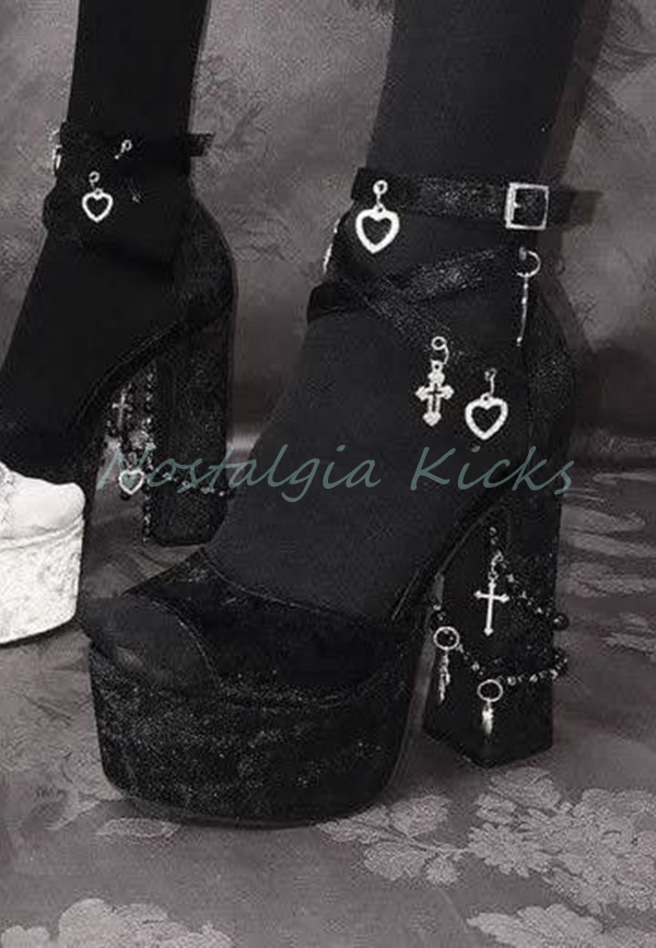 Street Fashion Rome - Gotik Siyah Kadife Platform Yüksek Topuklu