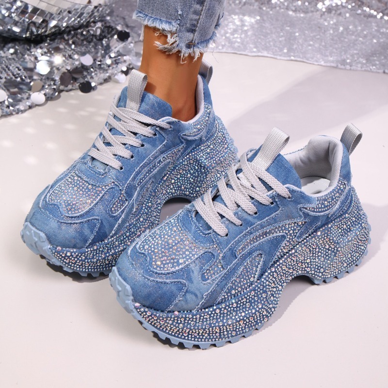 Moda Taklidi Kadın Tıknaz Spor - Street Fashion Ladies incelemesi ve fiyatı