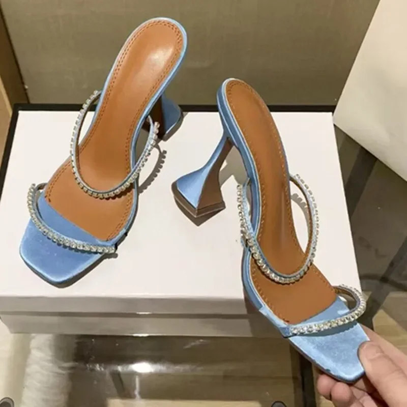 Kadın Sandaletleri Avrupa ve A - Street Fashion Europe incelemesi ve fiyatı